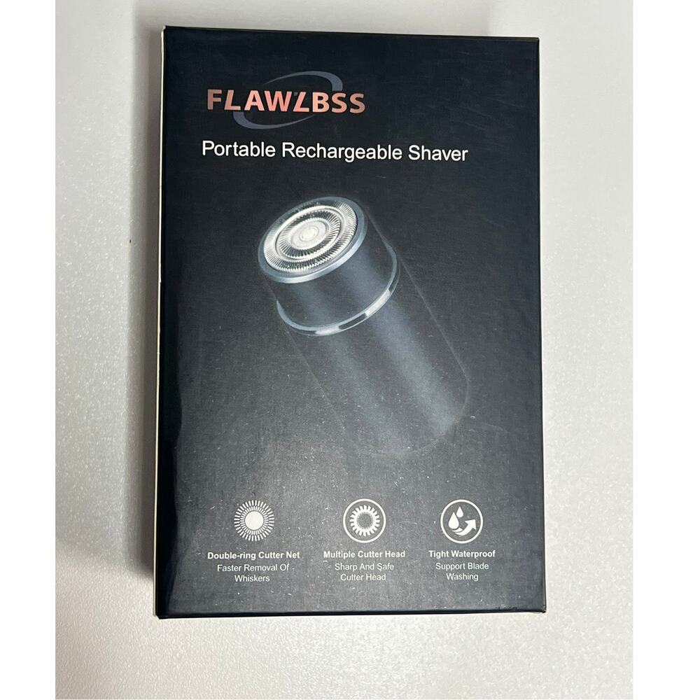 FLAWLBSS PORTABLE UNISEX RECHARGABLE SHAVER NIB